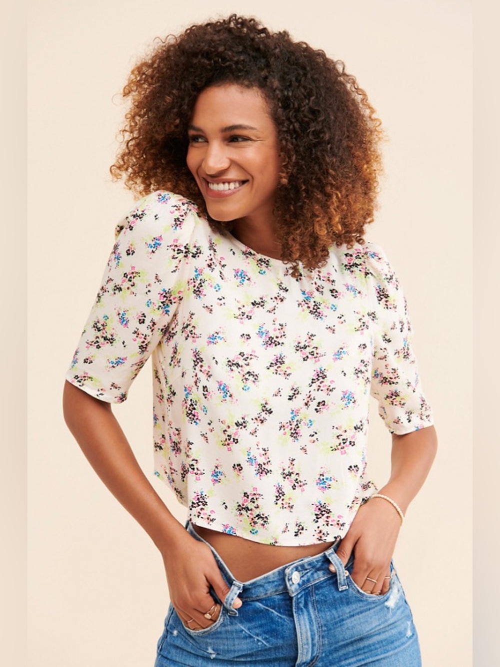 AFRM Mina floral top puff sleeve short sleeve white with neon yellow, pink